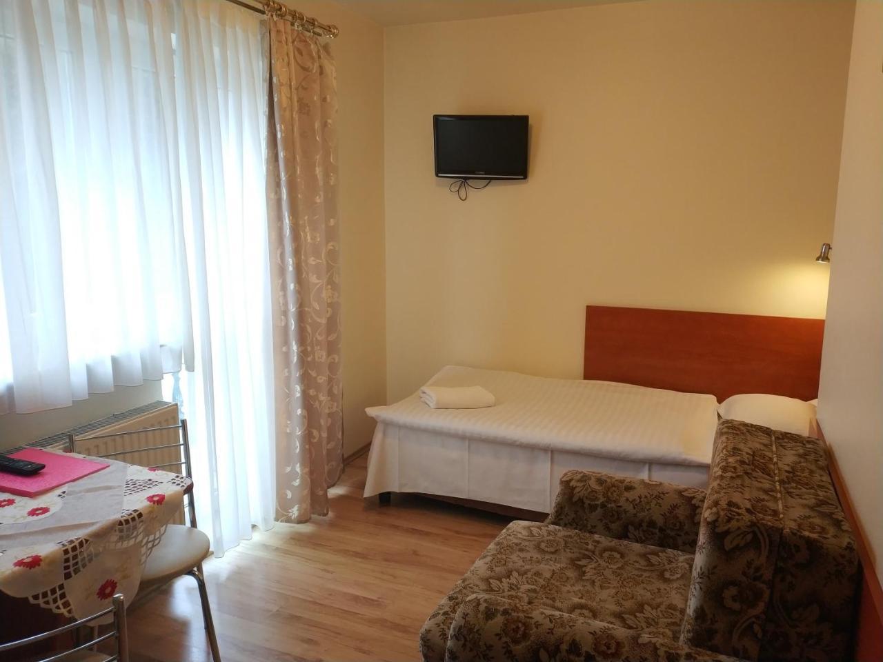 Hotel Gorsko Wieliczka Bagian luar foto
