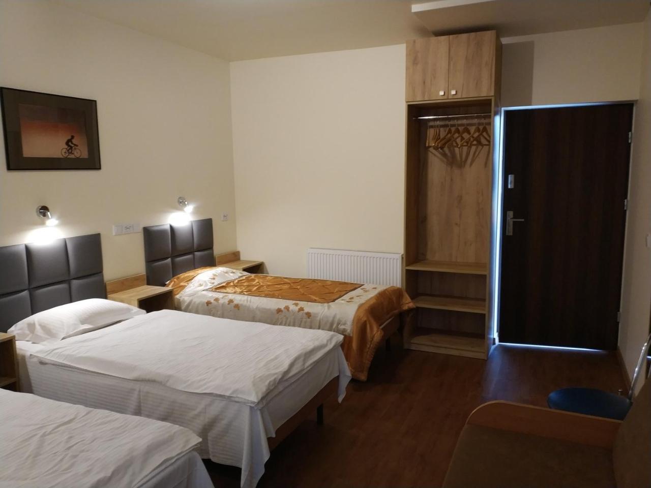 Hotel Gorsko Wieliczka Bagian luar foto